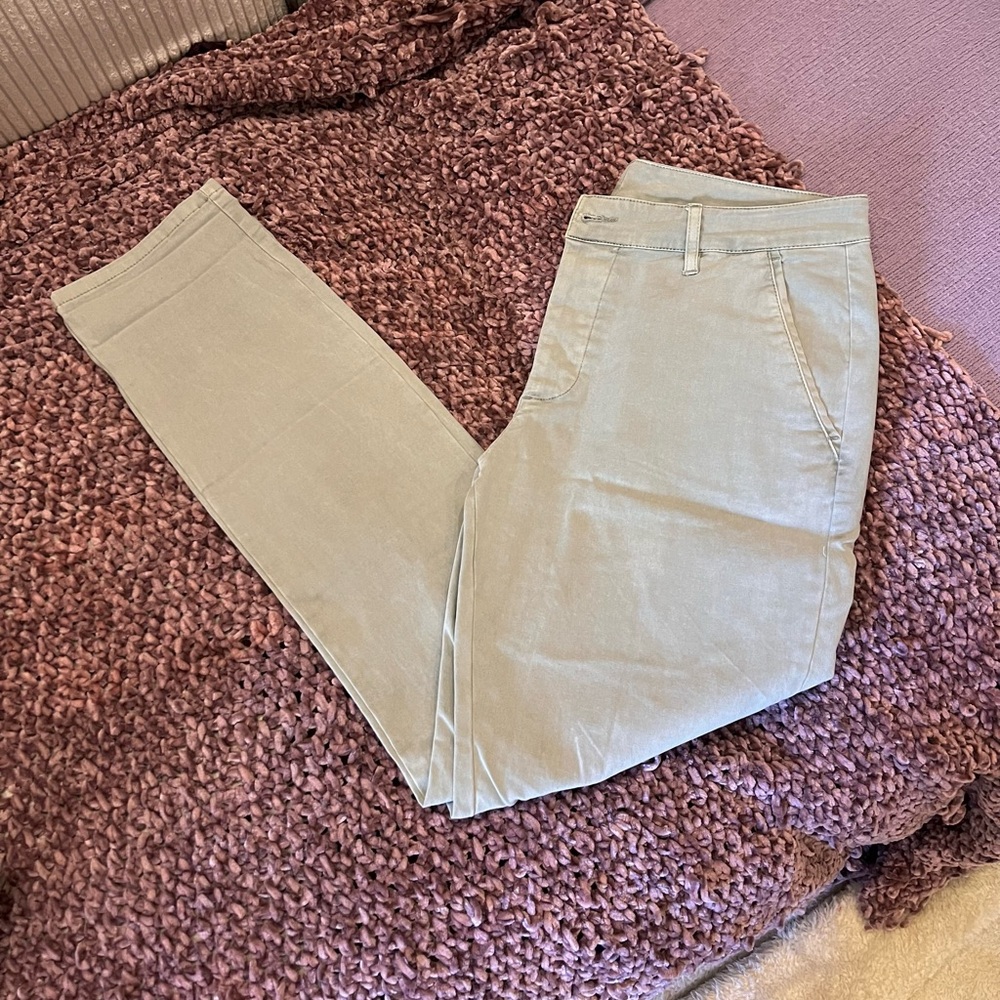 ASOS Slim Chino sz 31 in light green
